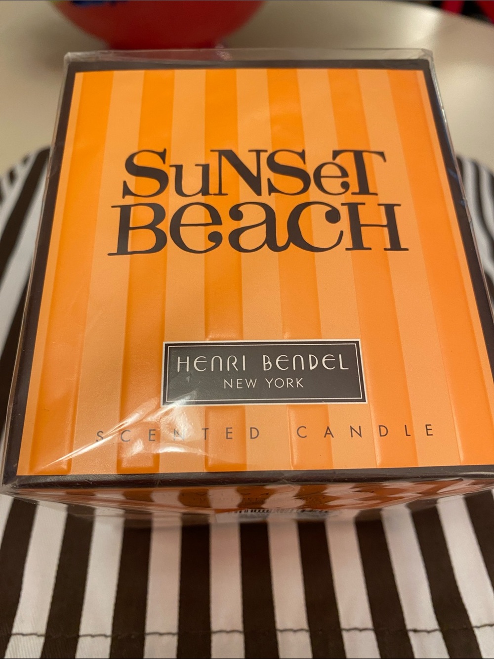 NIB Henri Bendel Sunset Beach Candle